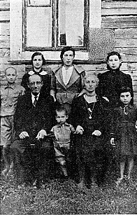 The Family of Davroshin No'ach